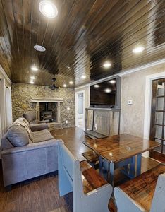 192 S Dickerson Chapel Rd