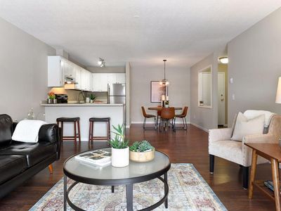 10211 Cedar Lake Rd #109