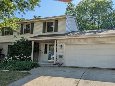 3235 S 123rd STREET