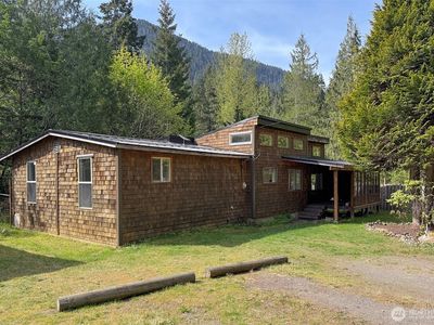 834 Little River