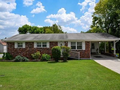 Property at 220 Pinedale St, Maryville, TN
