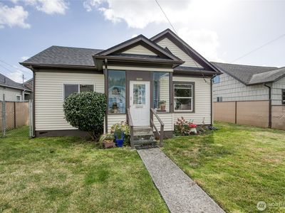 Property at 2832 Pacific Avenue, Hoquiam, WA