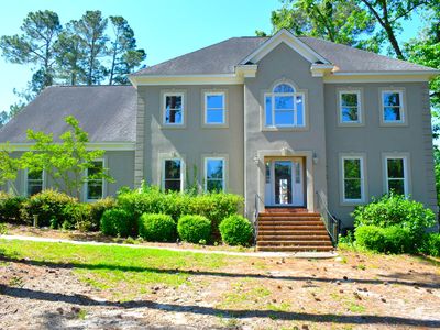 4130 Knollcrest Cir N