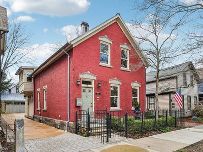 1814 W 30th St