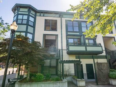 1371 NE Orenco Station Pkwy APT 8