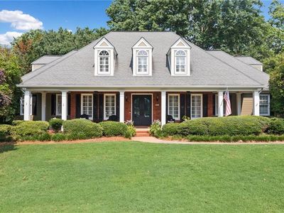 501 Avery Creek Point