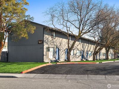 6721 W Kennewick Ave
