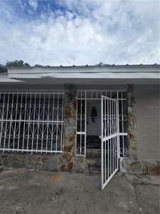 3905 E Osborne Ave