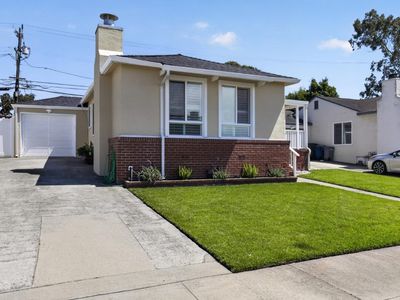 227 Rockwood Dr
