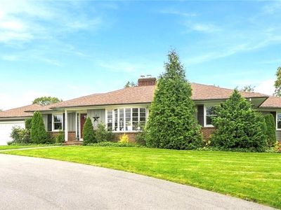 21 Lawnacre Dr