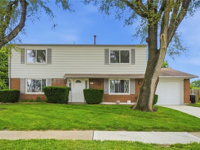6221 Longford Rd