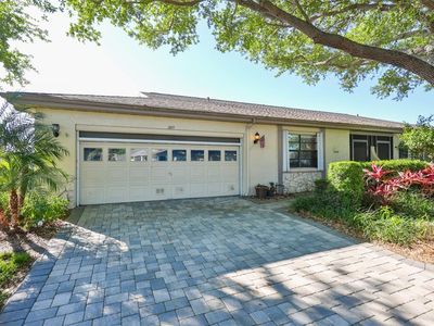 2611 Lancaster Dr #33