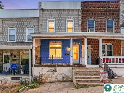 137 E South St