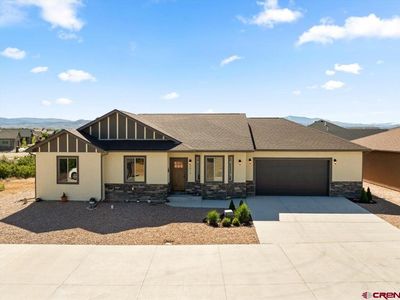 2814 Glacier Drive