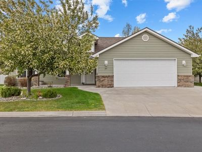 321 Stonegate Cir