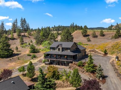 1717 Hood River Rd