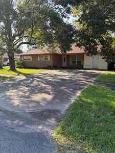 14730 Mora Dr