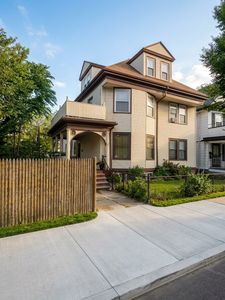 66 Pleasant St