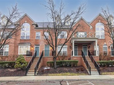 39465 Springwater Dr