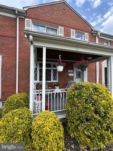 1808 Hillenwood Rd