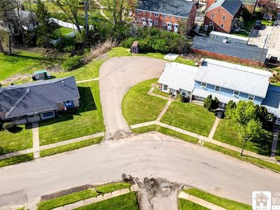 1 Birchwood Dr
