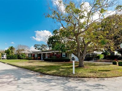 5415 8th Avenue Dr W