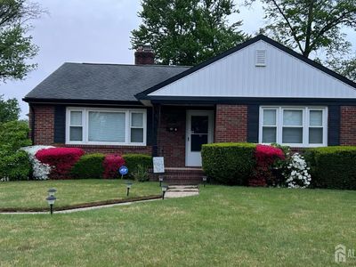 151 Minna Ave