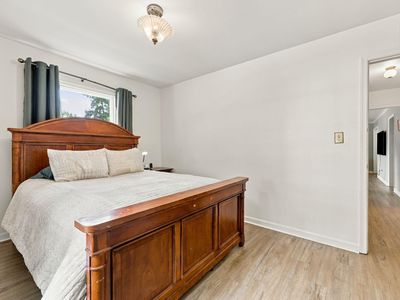 1515 E Franklin St APT 12