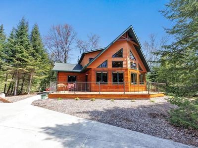 3869 Glidden Dr