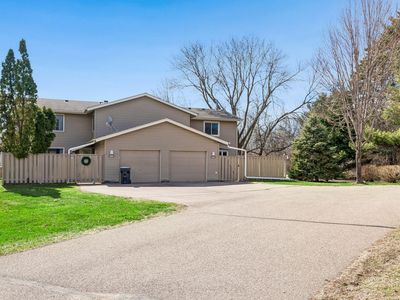 1082 Carmel Ct