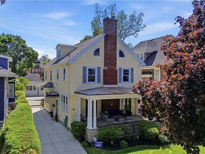 40 Jewett Pkwy