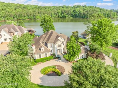 920 Harbor Pointe Way