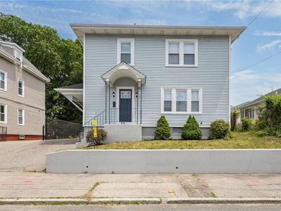 200 Narragansett Ave