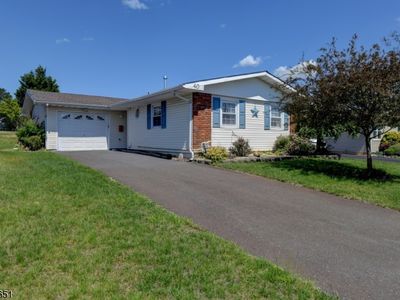 40 Sidney Ct