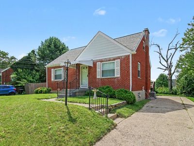 8893 Monsanto Dr