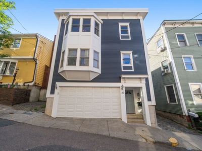 30 Sackville St #2