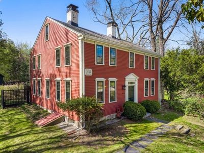 3 Maple St