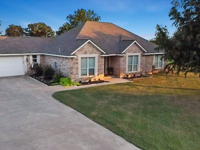 214 Apache Dr