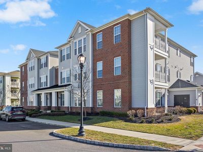 40 Foulkes Ln APT 11