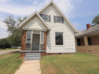 500 E Franklin St