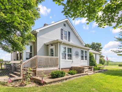 1453 E Us Highway 52