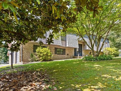 2404 Horseshoe Dr