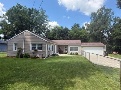 926 Bryant Ave