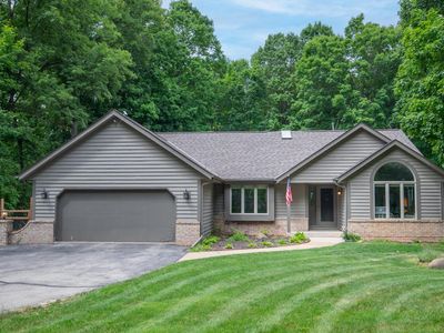 N64W33946 Lakeview DRIVE