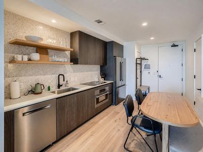 48 E East Ave #3203