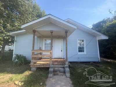 2303 W Brainerd St