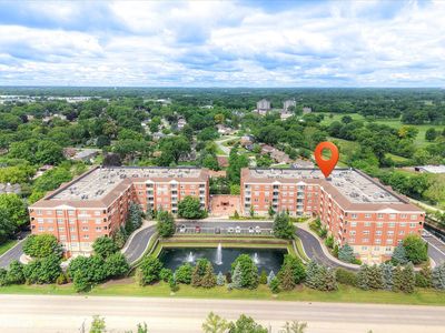 1 Itasca Pl Unit 302