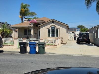 5621 Vonnie Ln
