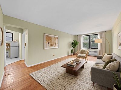 5021 39th Pl APT 3B