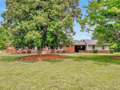 7549 Sunnyvale Dr